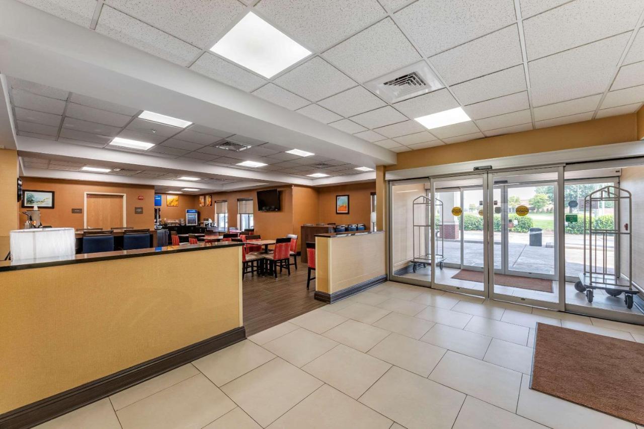 Comfort Inn East Индианаполис Екстериор снимка