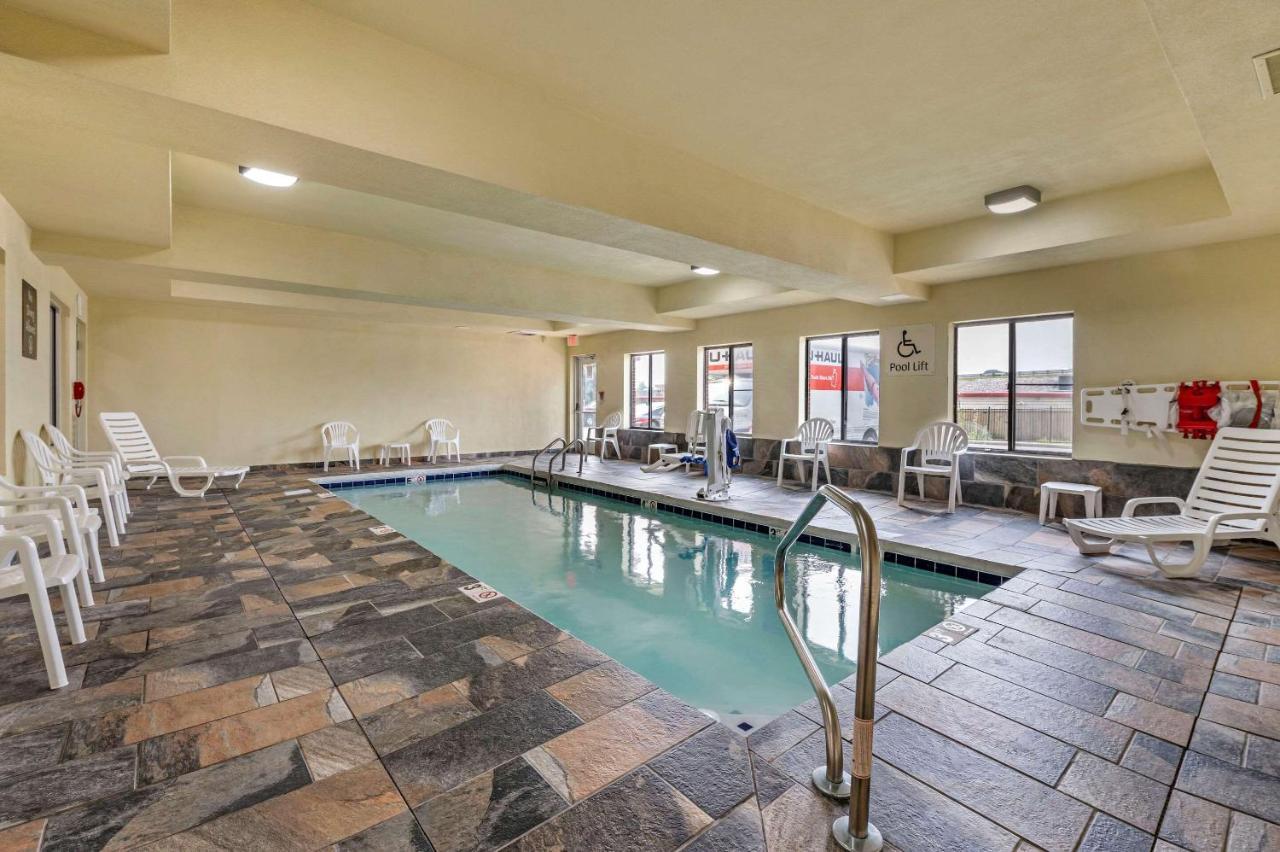 Comfort Inn East Индианаполис Екстериор снимка