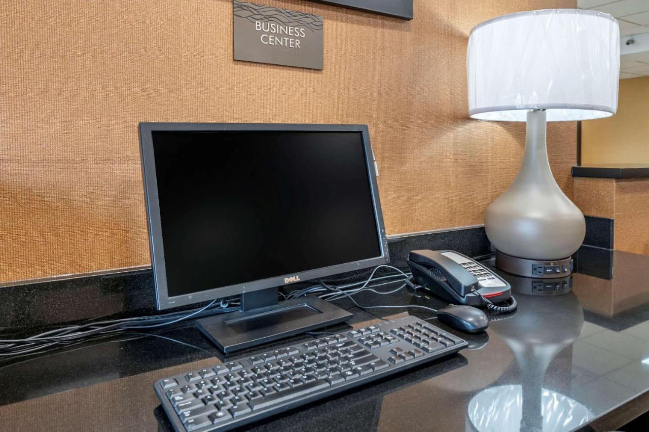 Comfort Inn East Индианаполис Екстериор снимка