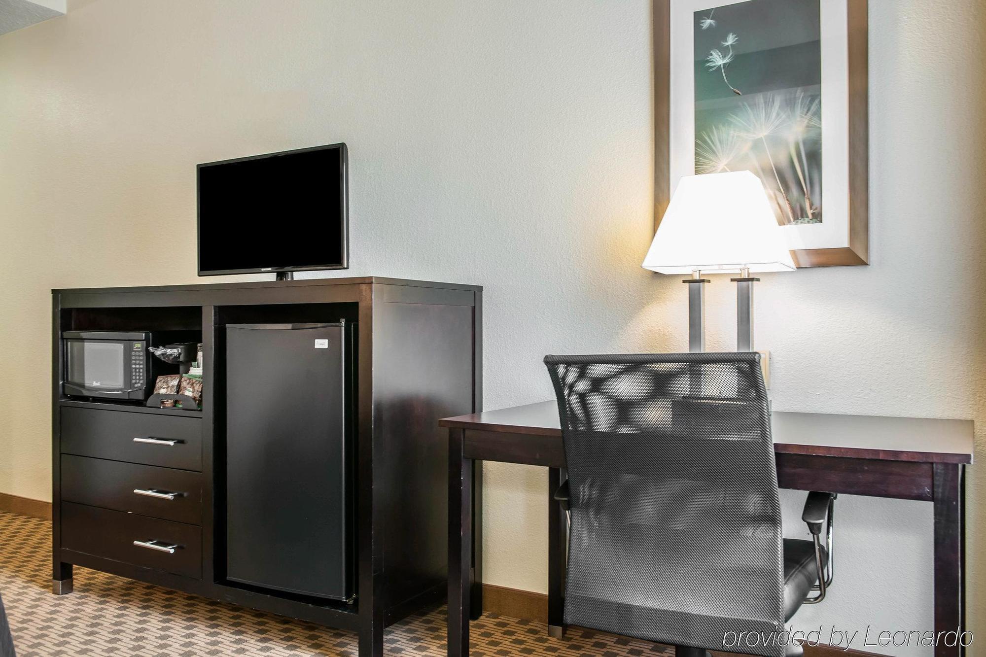 Comfort Inn East Индианаполис Екстериор снимка