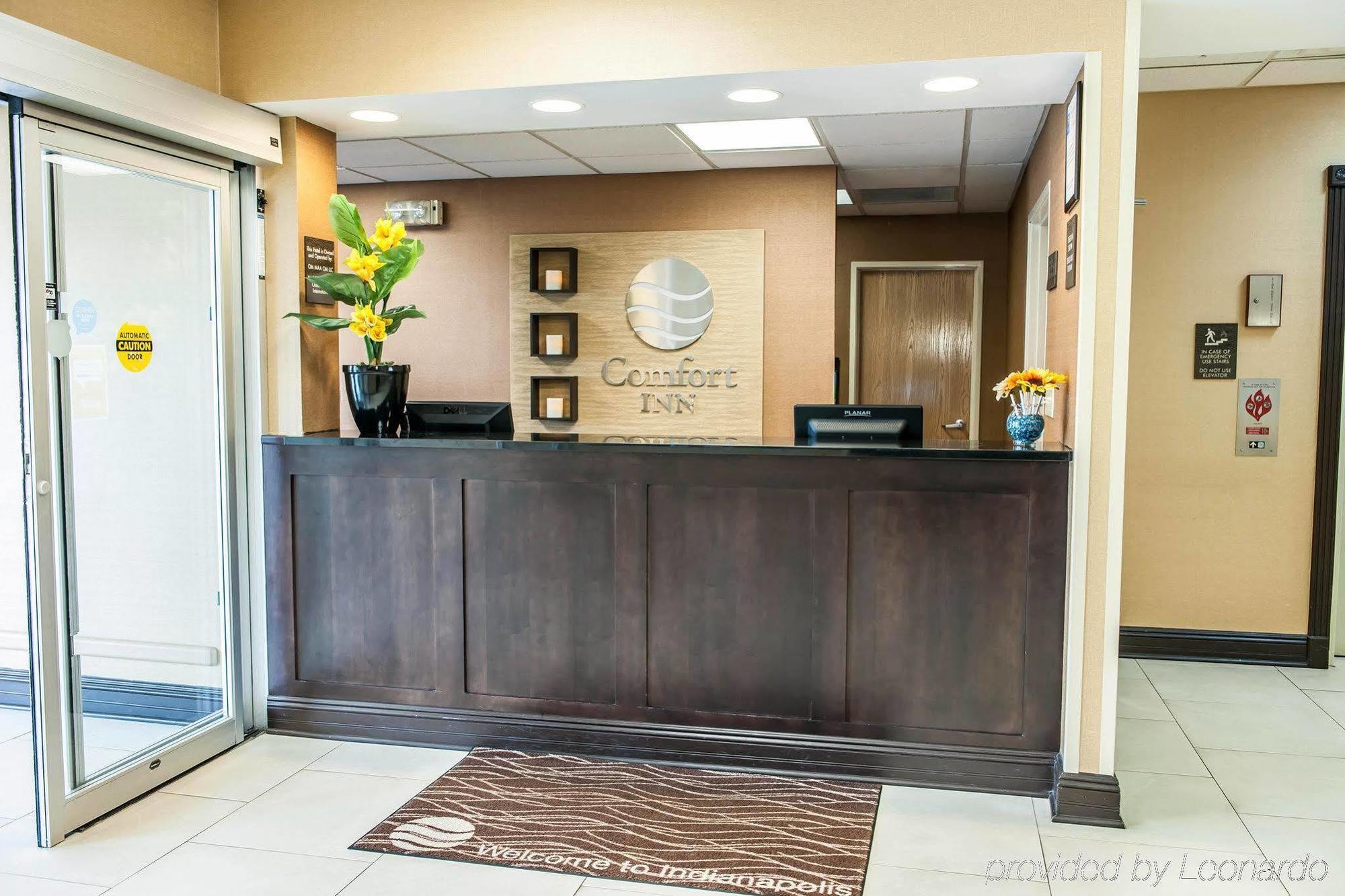 Comfort Inn East Индианаполис Екстериор снимка