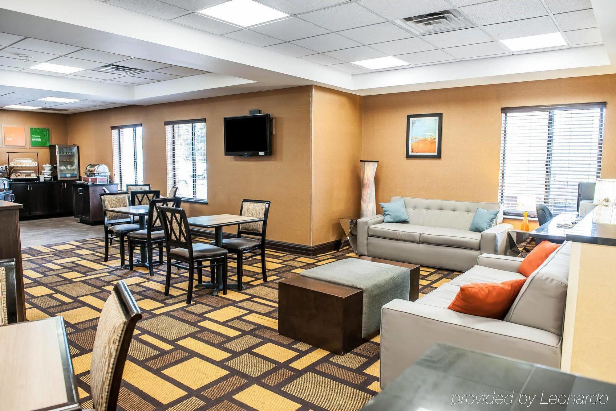 Comfort Inn East Индианаполис Екстериор снимка